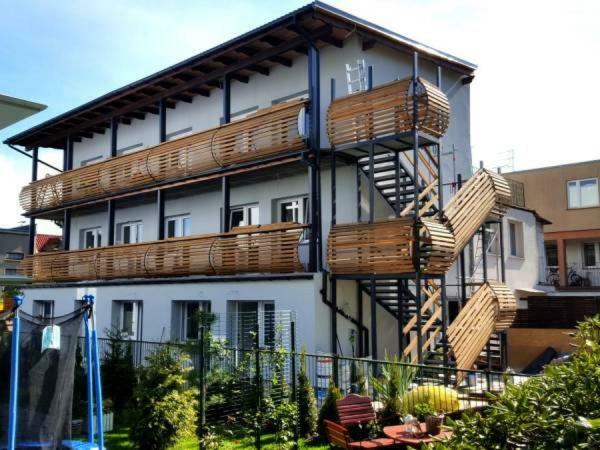 Roza Wiatrow Dom Wypoczynkowy Kołobrzeg Exteriör bild