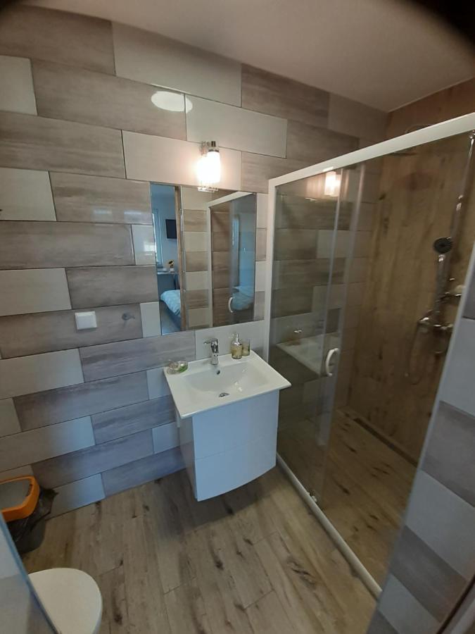 Roza Wiatrow Dom Wypoczynkowy Kołobrzeg Exteriör bild